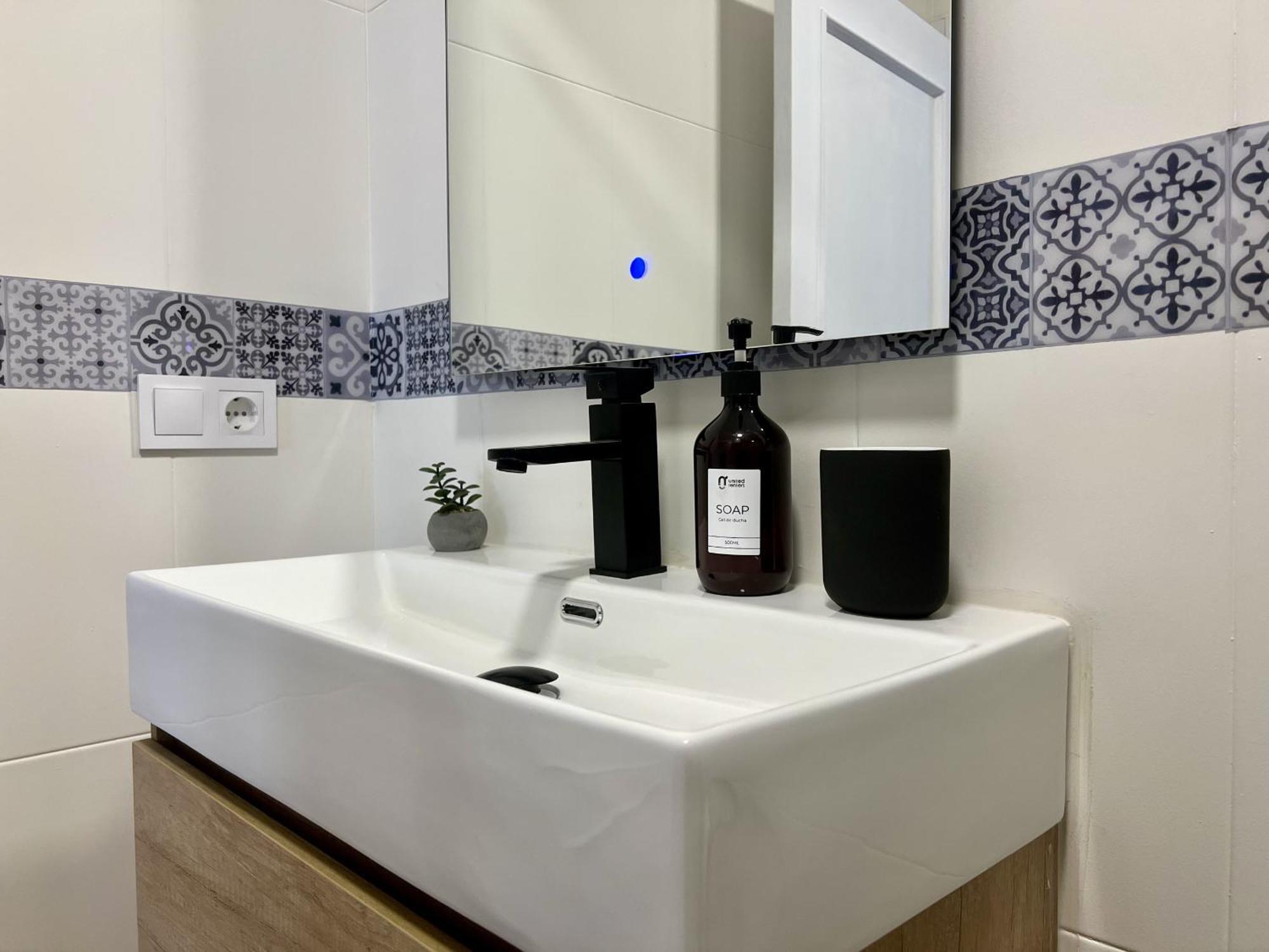 Chapuli By United Renters Apartment Alicante Bagian luar foto